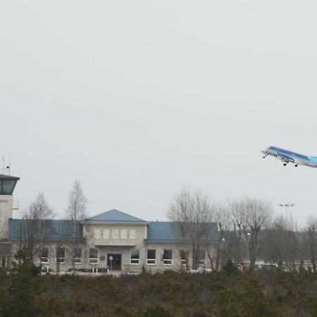 Kuressaare Airport Guest House 外观 照片